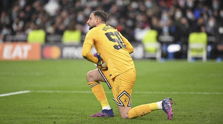 Donnarumma accuse le coup