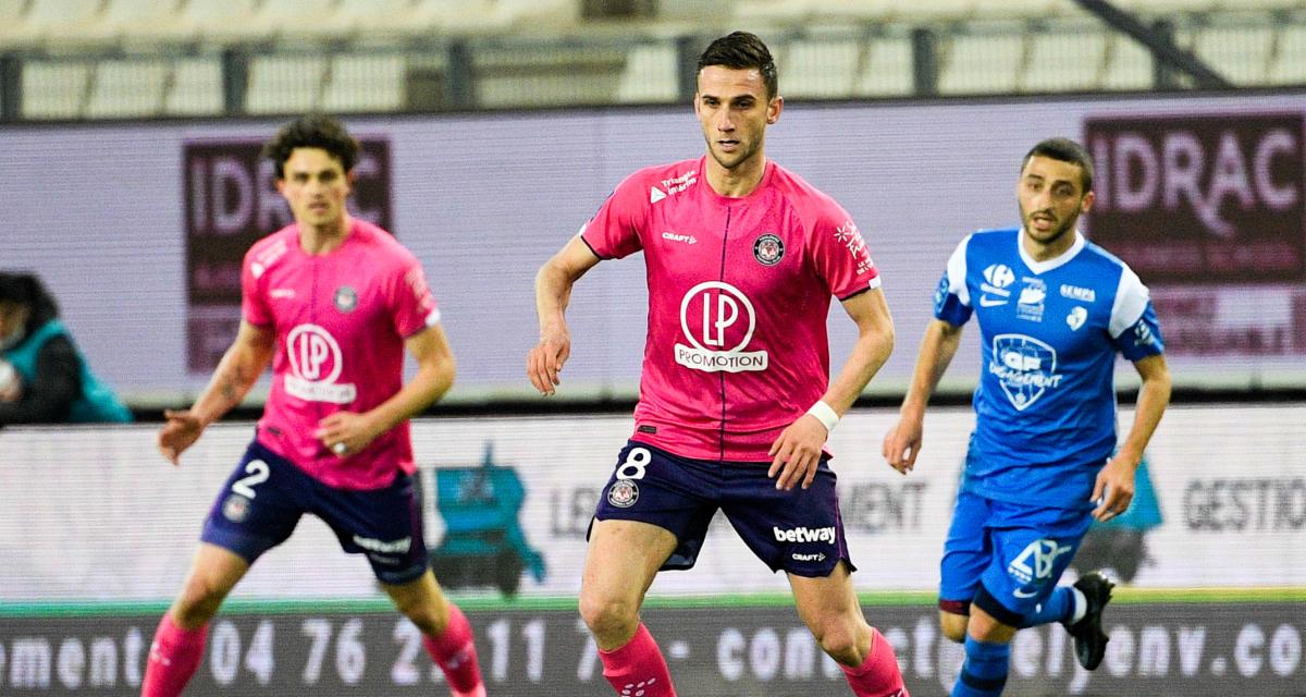 🚨 Grenoble – Toulouse : Un superbe coup franc maintient les Violets devant en Ligue 2 !