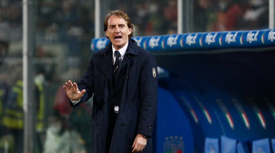 La mère de Mancini équilibre le choix italien