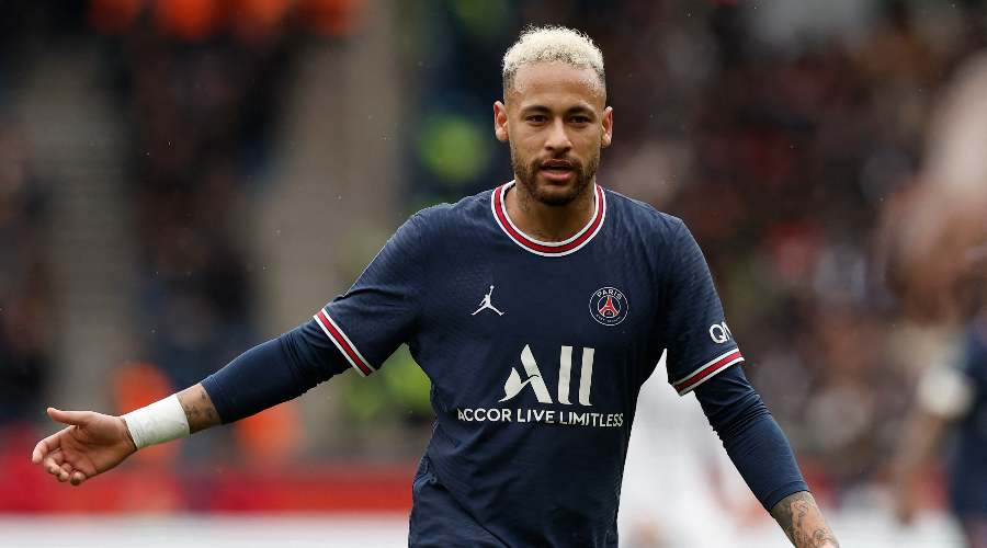 La réponse de Neymar au coup de sifflet