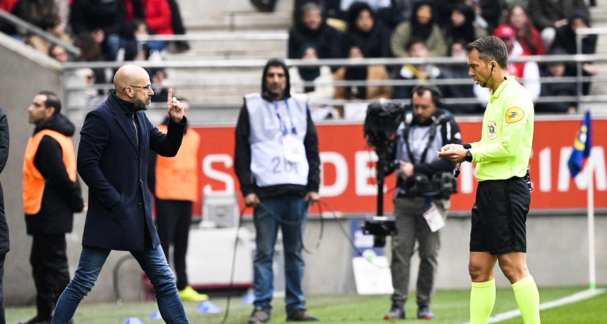 Lance-OL : Peter Bosch fait un gros tacle sur l’arbitre après avoir été viré !