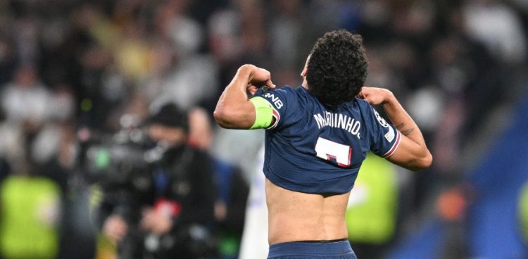 Le Paris Saint-Germain a une “fragilité mentale”, dénonce Anelka