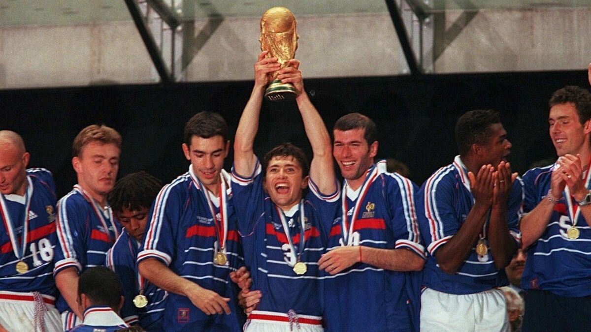 Le champion du monde 98 devenu vendeur de piscines