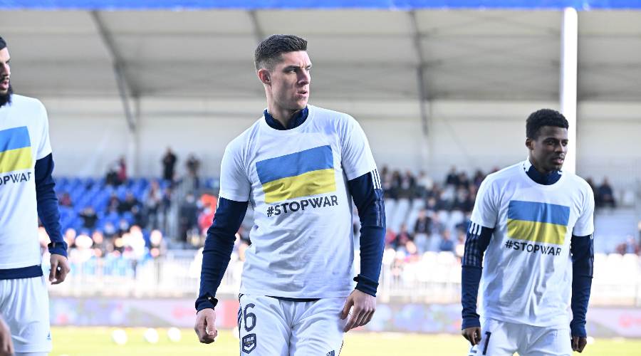 Le joueur de Ligue 1 veut prendre les armes en Ukraine