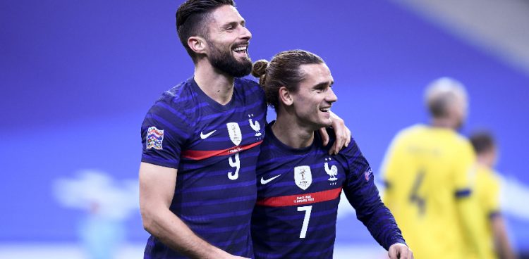 Les Bleus forment une attaque surprise !