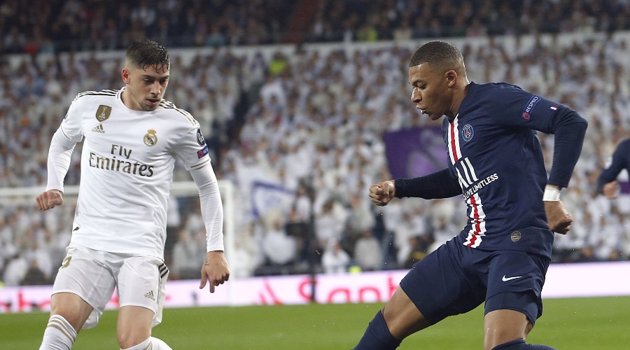 Les vrais joueurs flirtent avec Mbappe