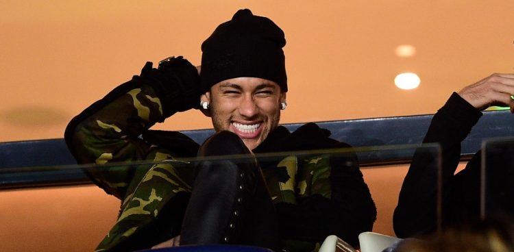 Attaqué, Neymar est hors de contrôle sur les réseaux sociaux !