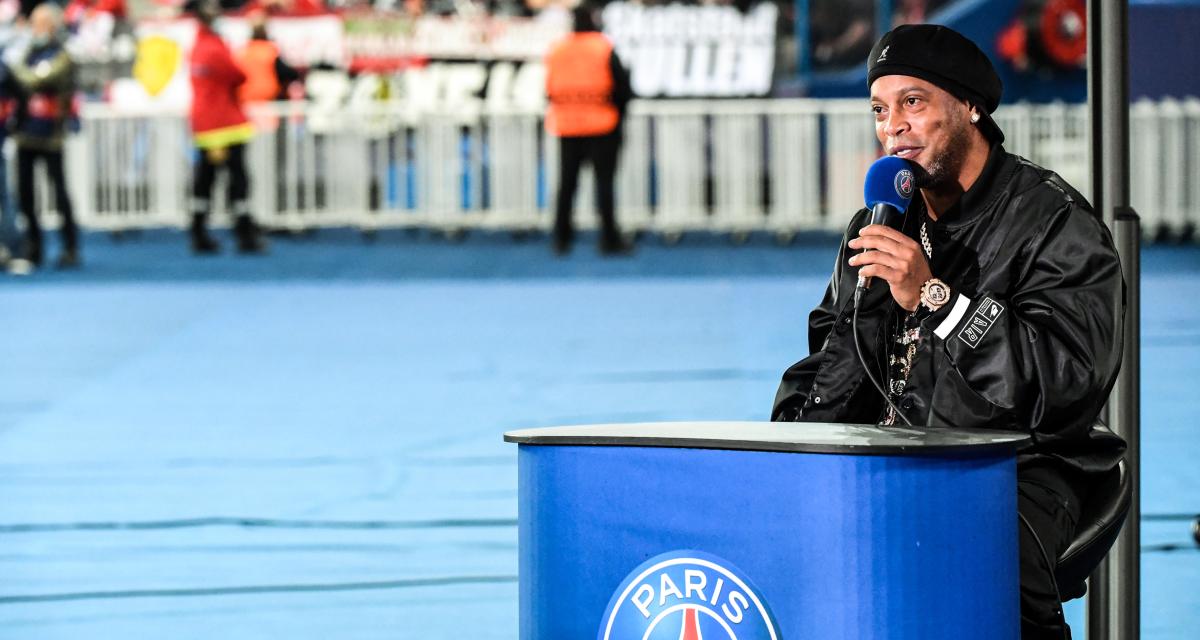 Paris Saint-Germain : Messi critiqué, Ronaldinho est venu le sauver !
