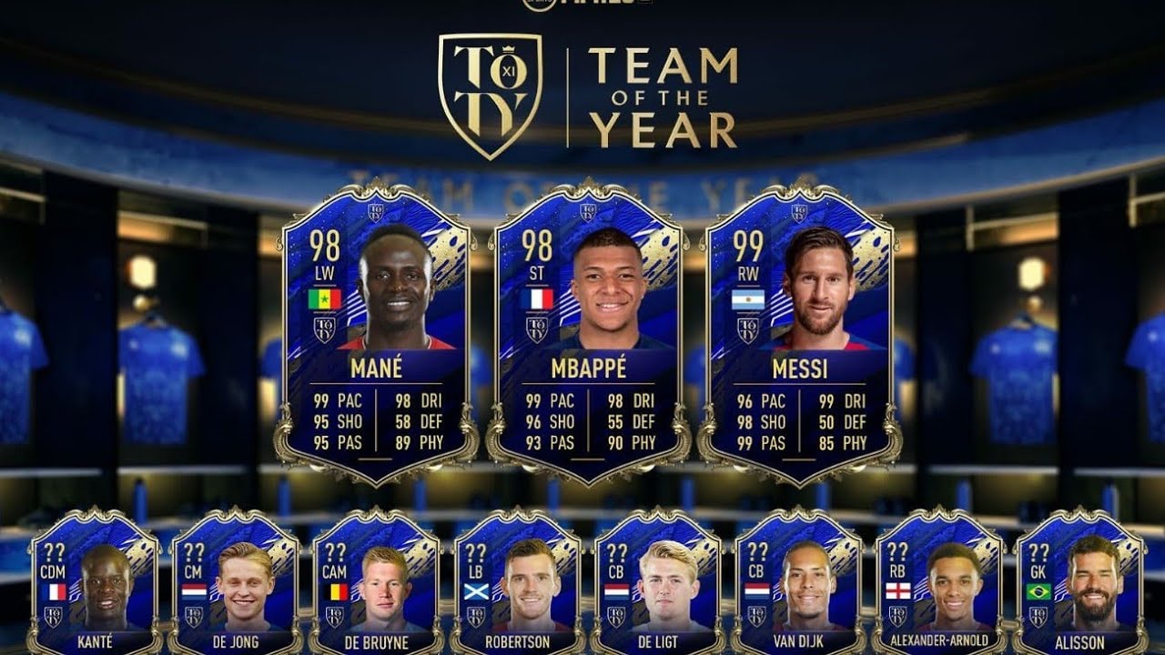 Is TOTY 22 in packs?