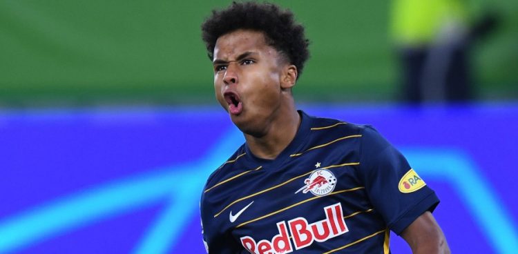 Attaquant allemand de 20 ans proche du Paris Saint-Germain