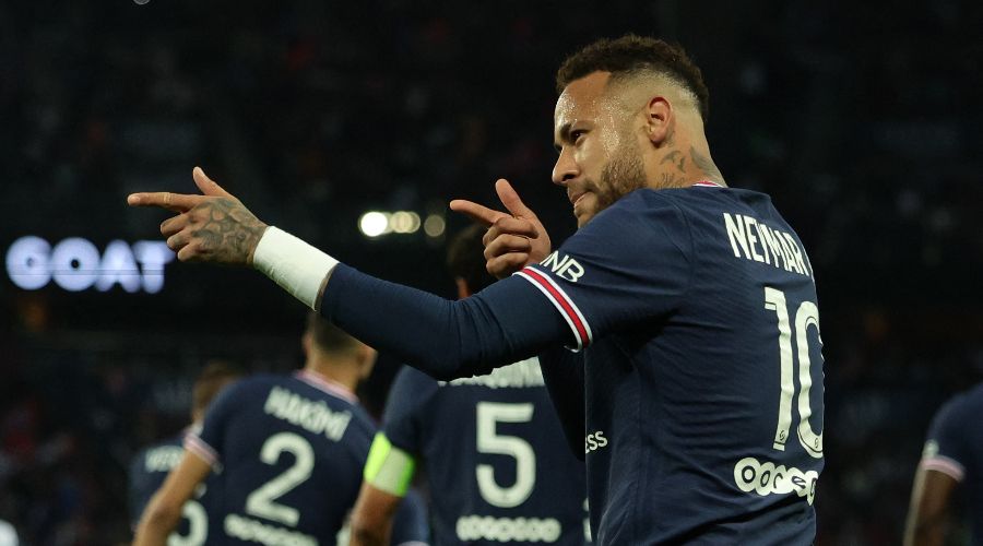 Attaqué, Neymar est hors de contrôle sur les réseaux sociaux !