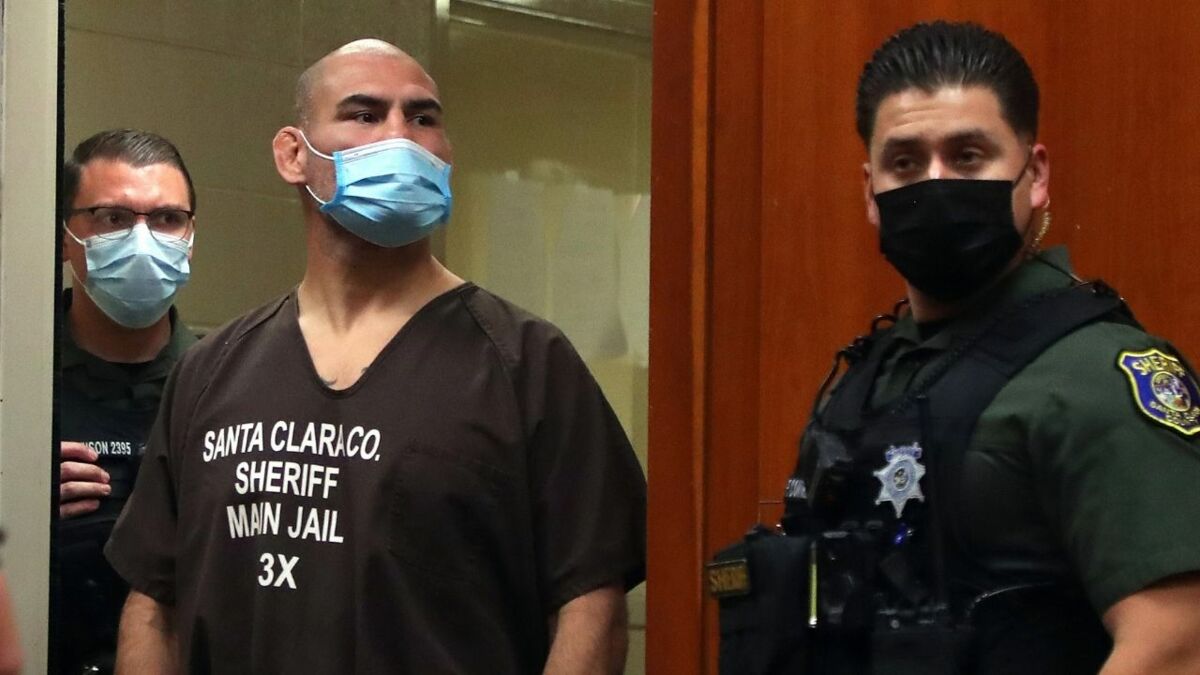 Cain Velasquez : Avis clair de Chris Daukaus, combattant et ex-flic