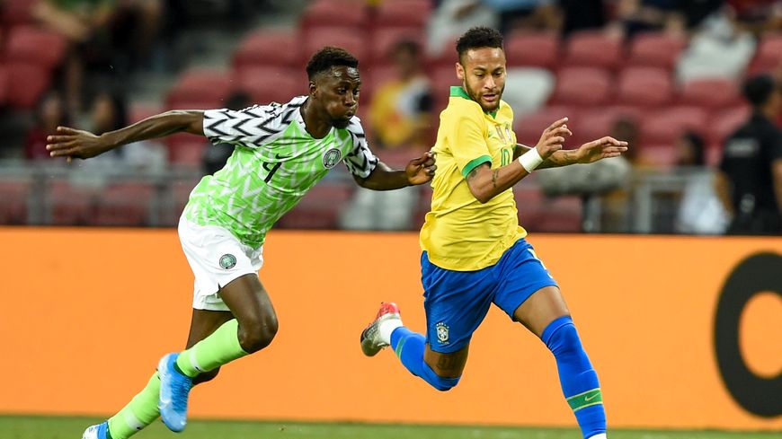 Qui a blessé Neymar ?