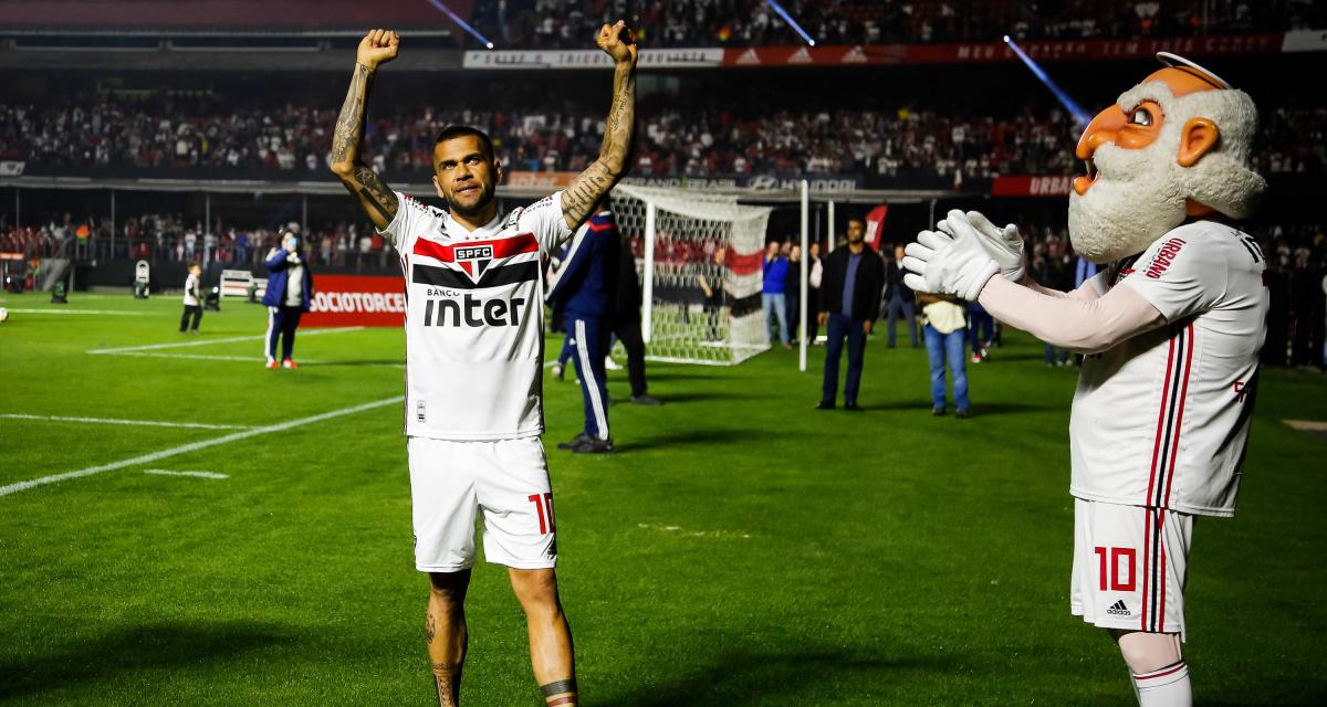 Quelle compo jouer FIFA 22 ?