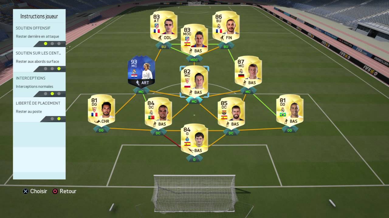 Comment faire une tactique perso FIFA 22 ?