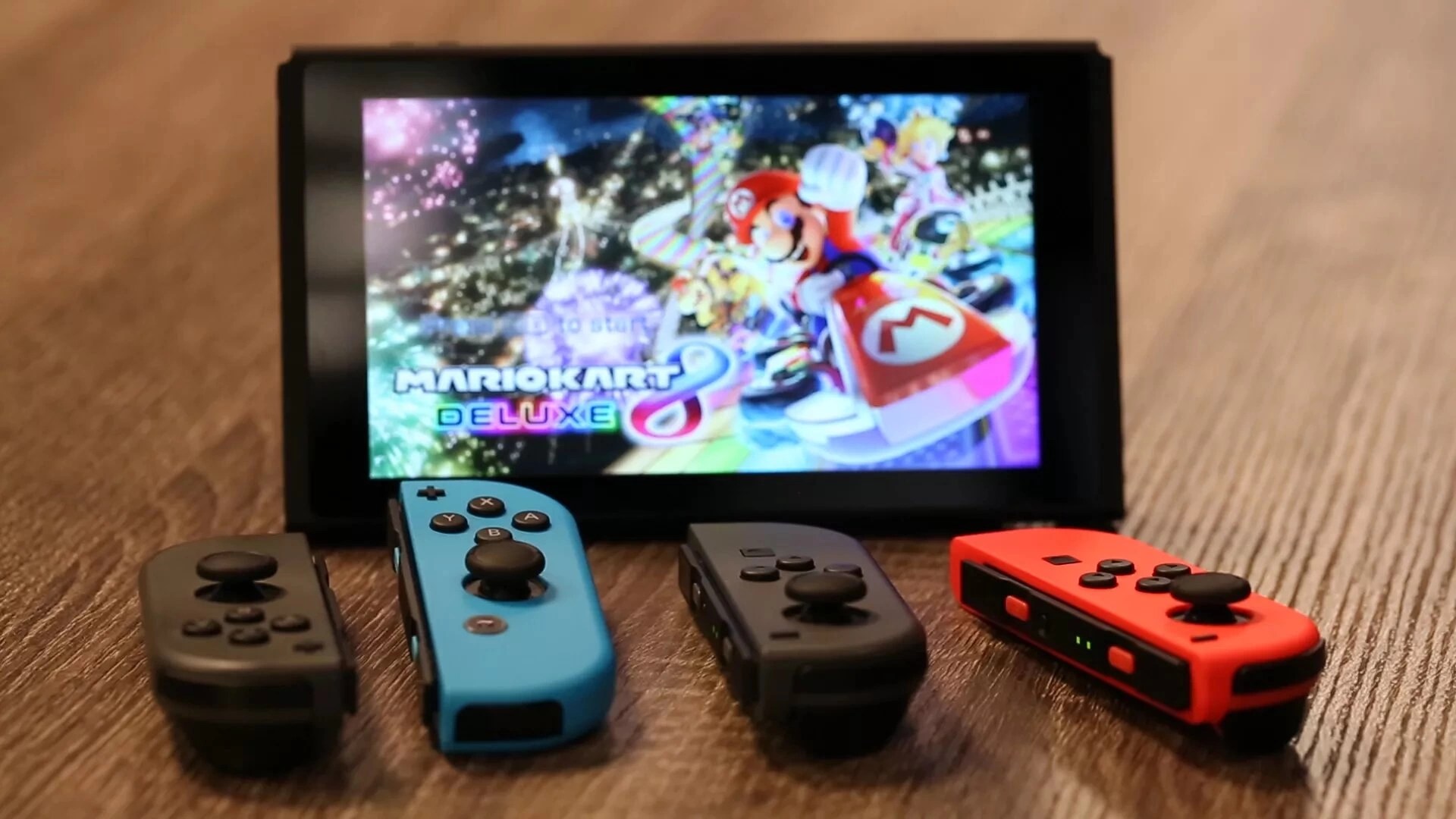 Comment jouer à 2 sur une switch ?