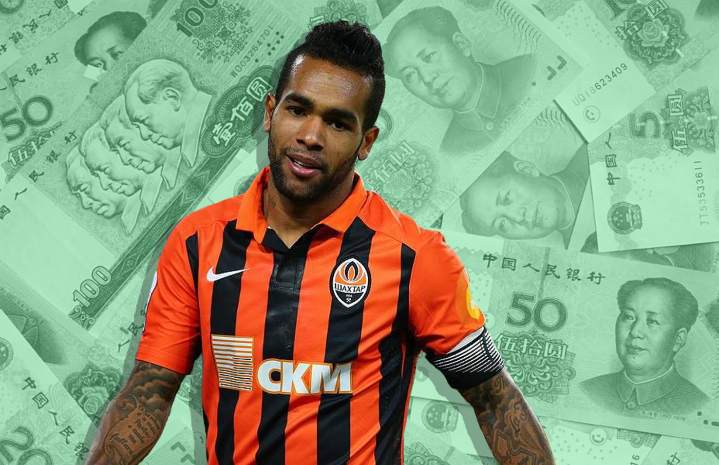 How many records has Lewandowski broken?