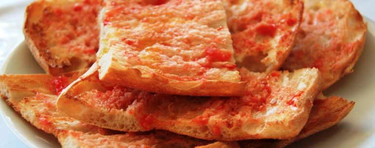 Quel est le pays de Barcelone ?