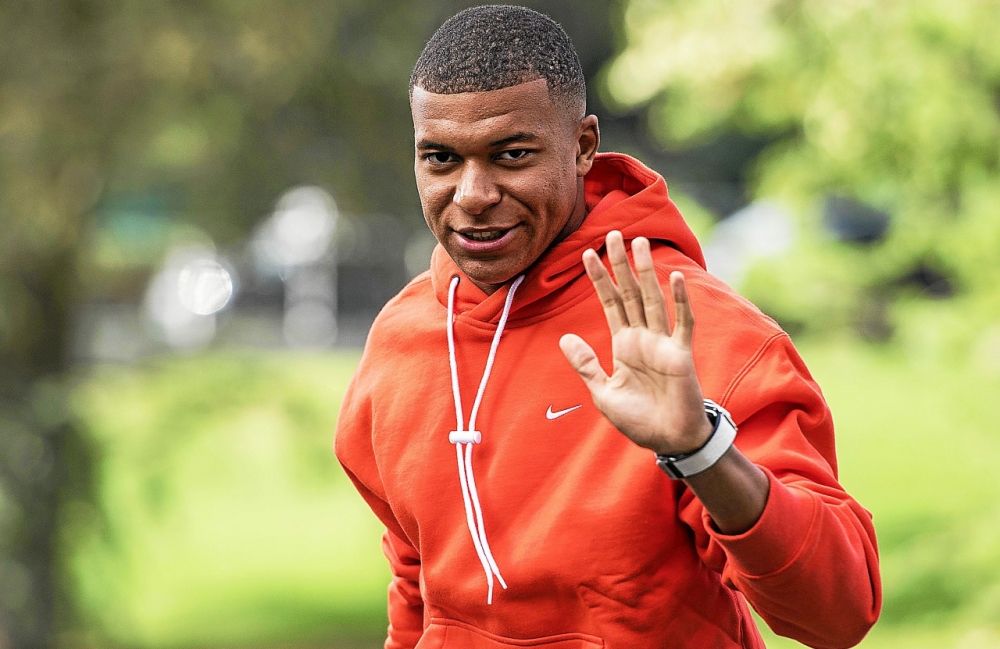Où va jouer mbappe ?