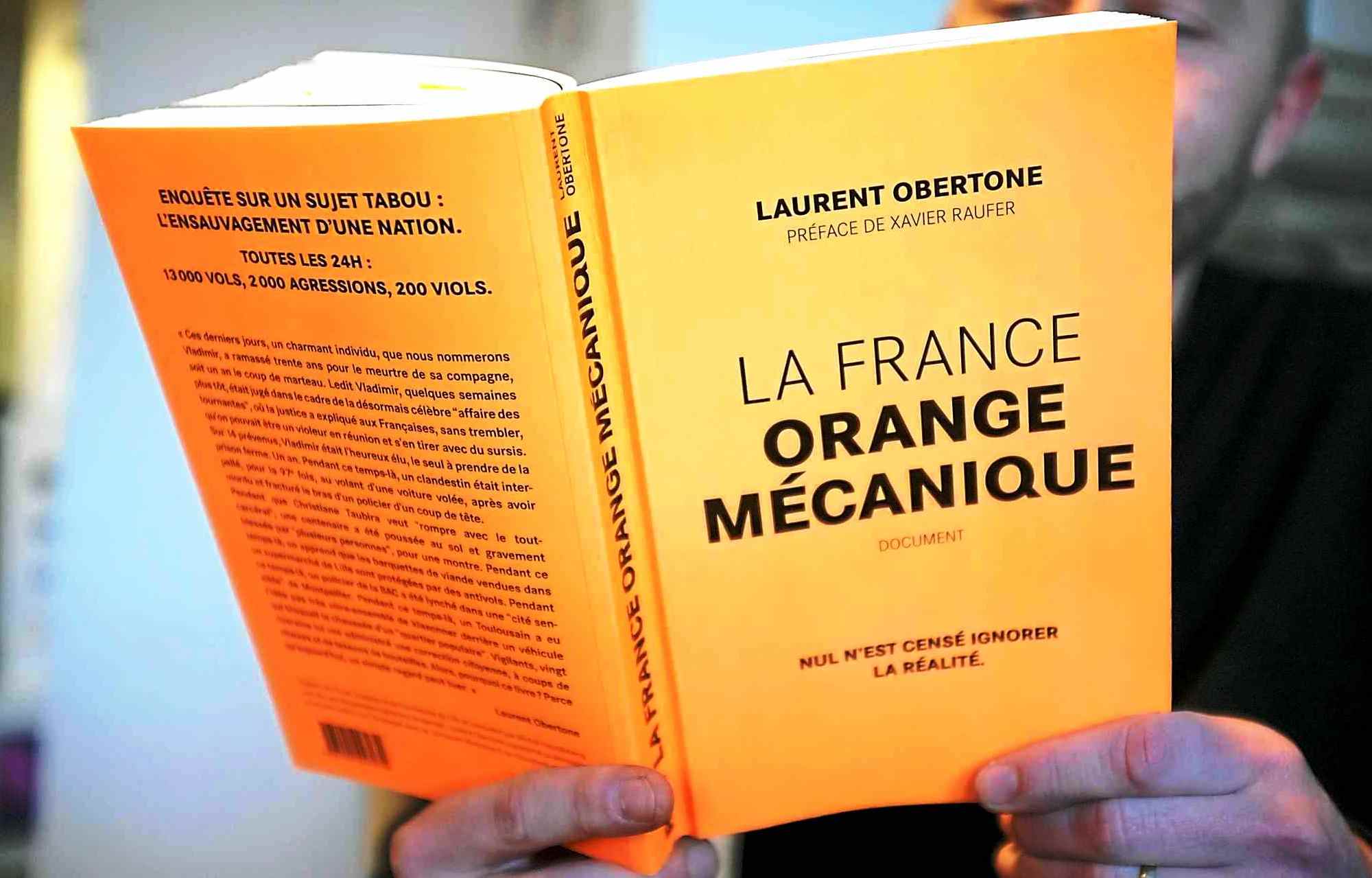 Pourquoi la France n’est pas qualifiee d’office ?