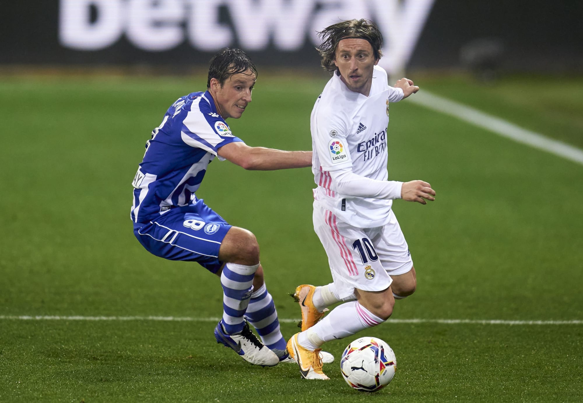 How much is Luka Modric worth in FIFA 21?