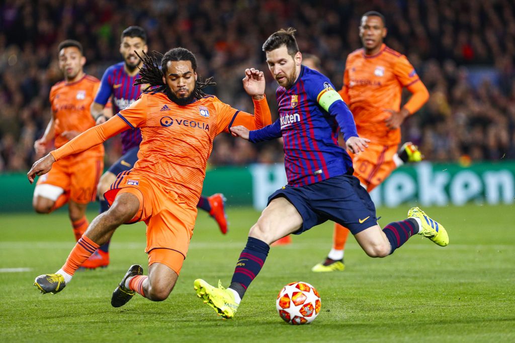 Who is No 1 Messi or Ronaldo?