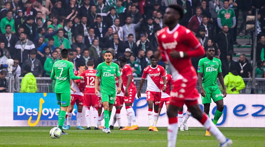 L’armée verte a tiré dans le pied