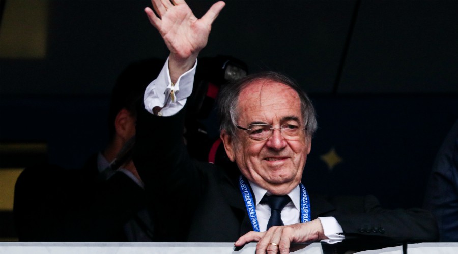 Le Graët salue le progrès social du Qatar…