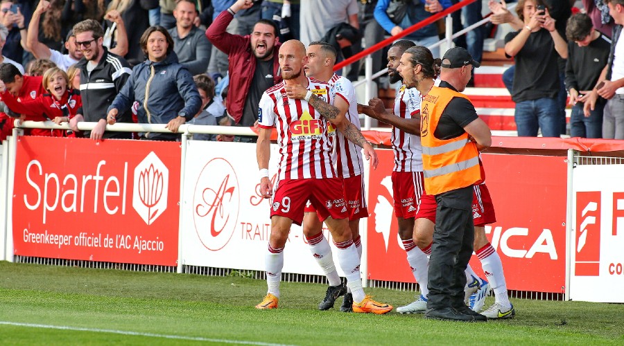 Ligue 2 : Ajaccio tient bon