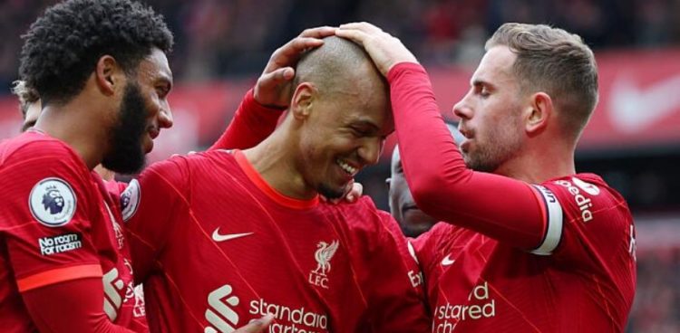 Liverpool mène temporairement