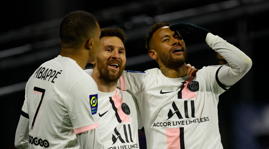 Lizarazu est emmené, “MNM” a besoin de beaucoup