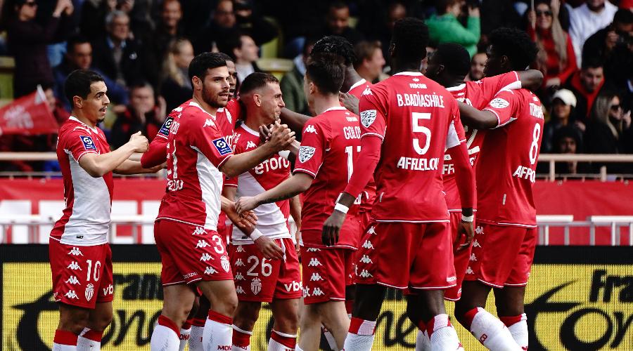 Monaco Nantes Remplacement, Troyes Renaît