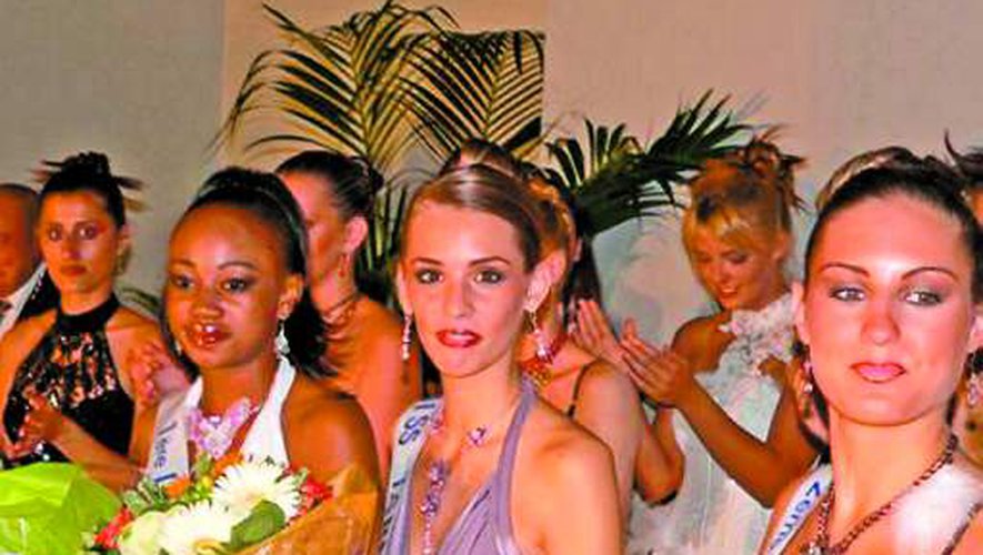 Qui joue contre la France ce soir ?