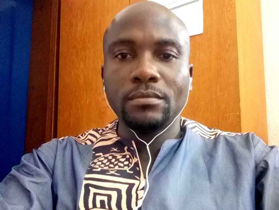 Où joue Patrice Evra ?