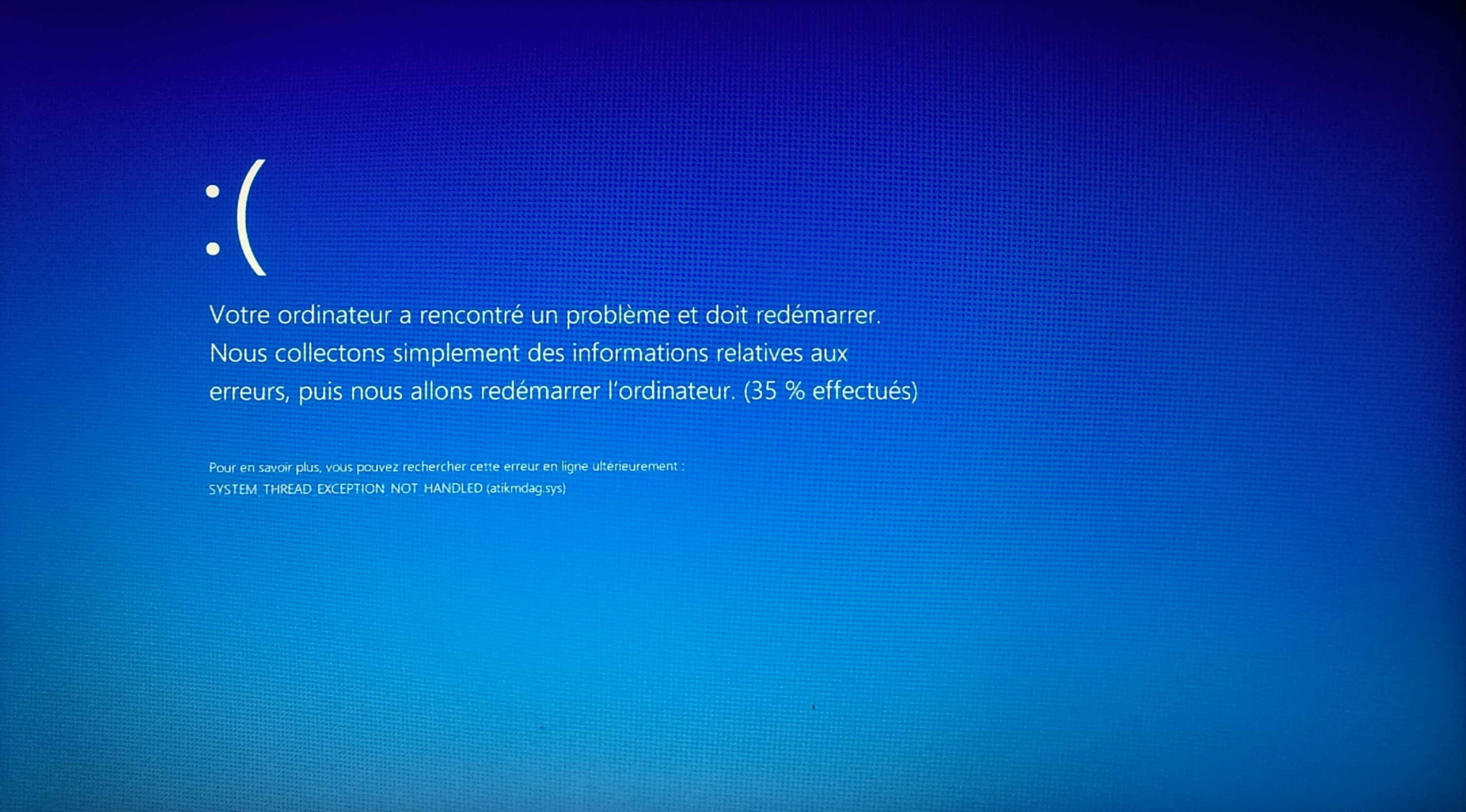 Pourquoi mon jeu se ferme tout seul ?