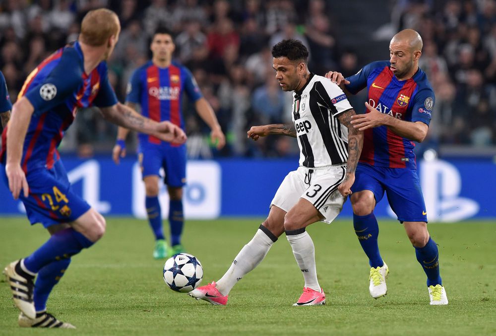 Pourquoi Dani Alves n’est pas dans FIFA 22 ?