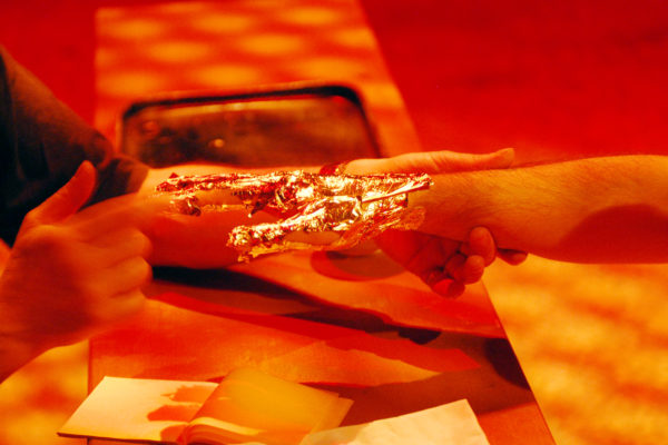 Où habite Xavi Simons ?