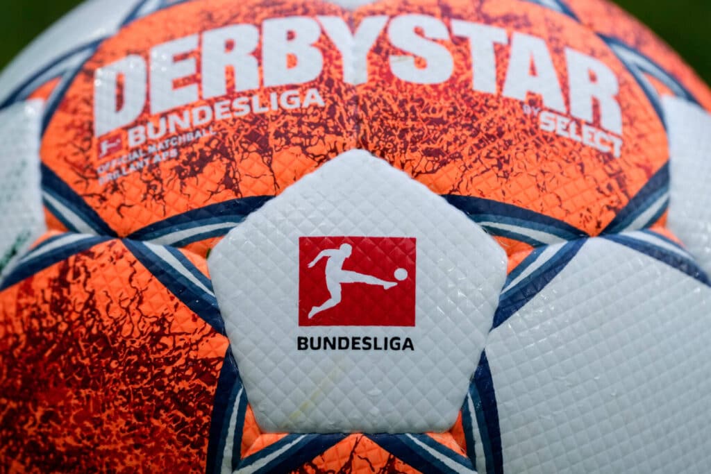 Pourquoi Léo Messi quitté le Barça ?