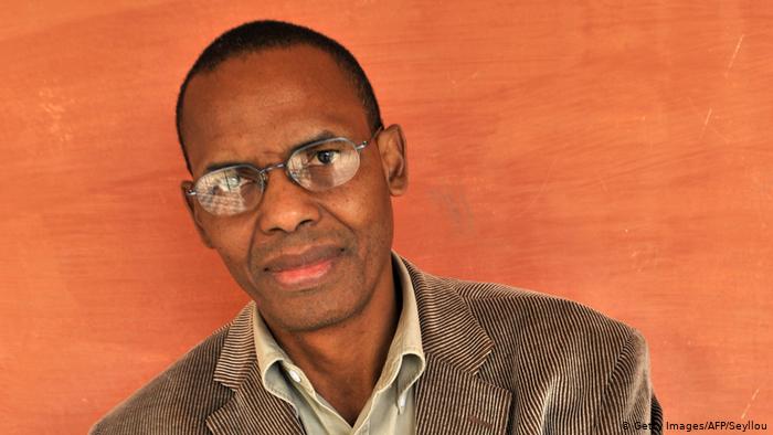 Qui est Cheikh Anta Diop biographie ?