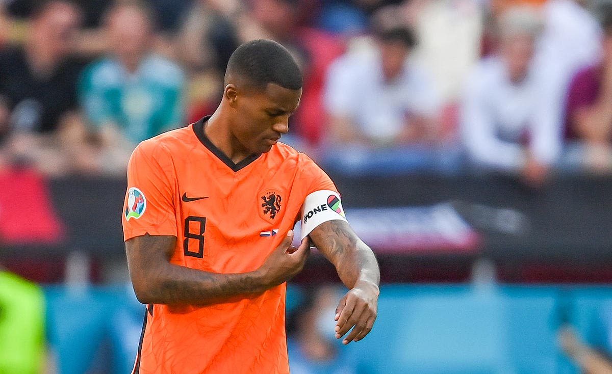 Qui prend l’argent pour le transfert du joueur ?