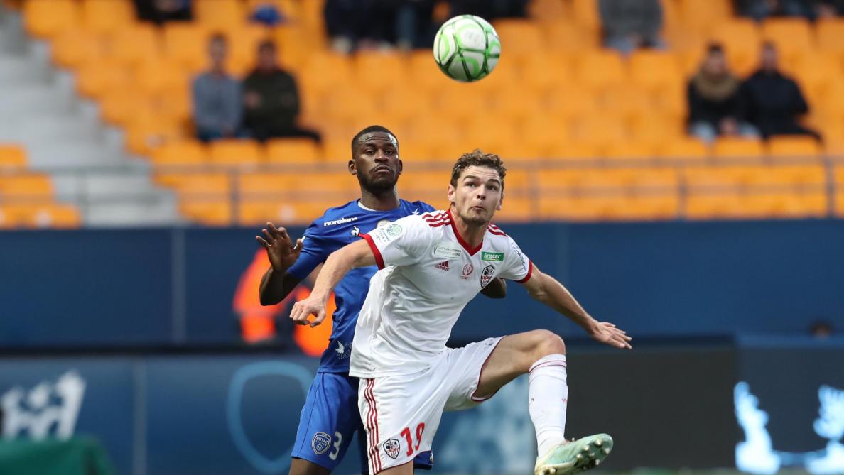 Quelle est la plus grande pelouse de football au monde ?