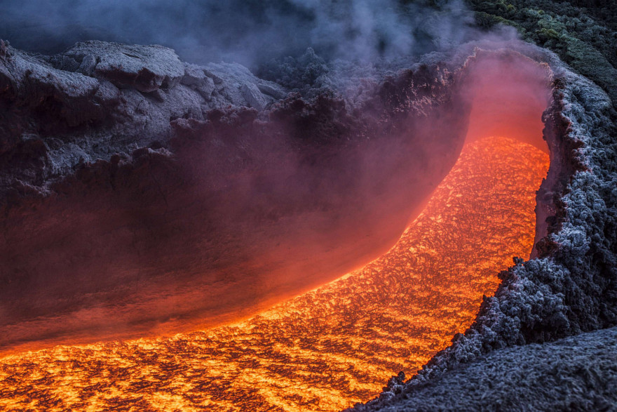 Quel pays en face de l’Italie ?