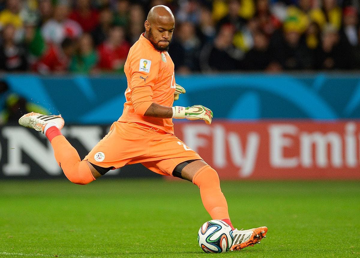 Qui a marqué le but contre la France en 2016 ?