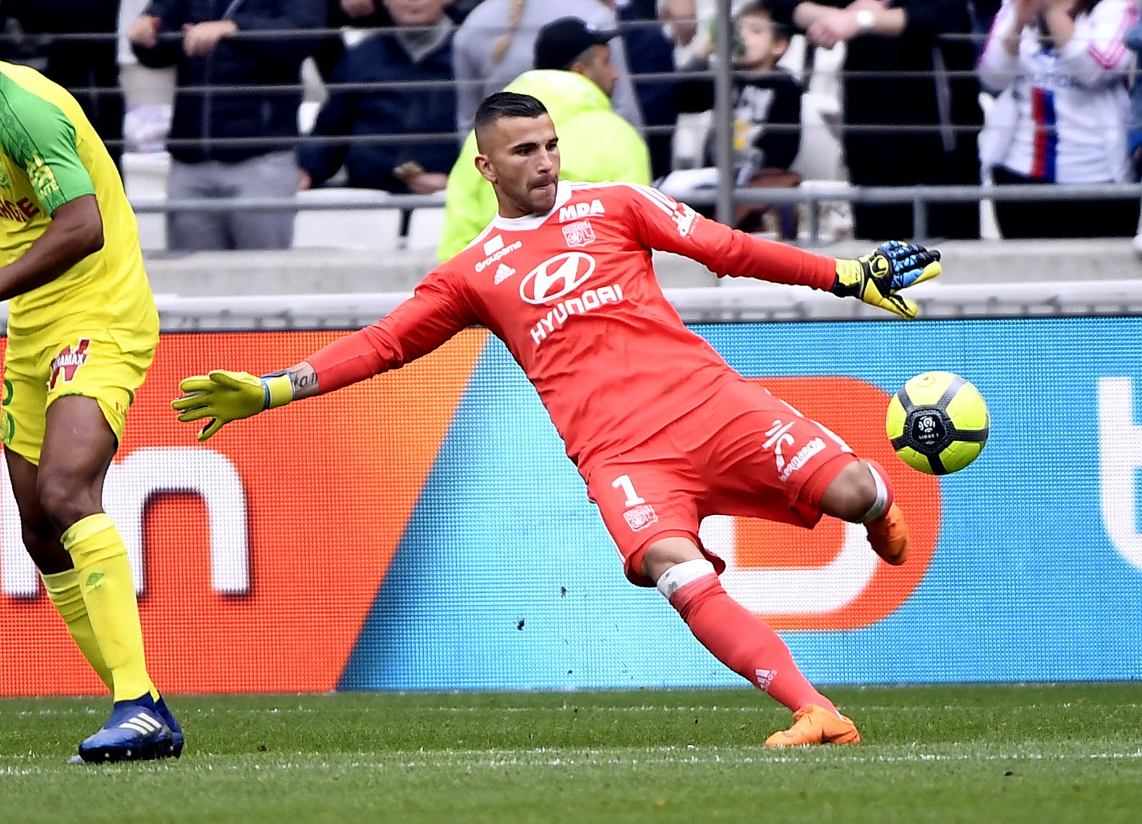 Qui a marqué le but France Portugal ?