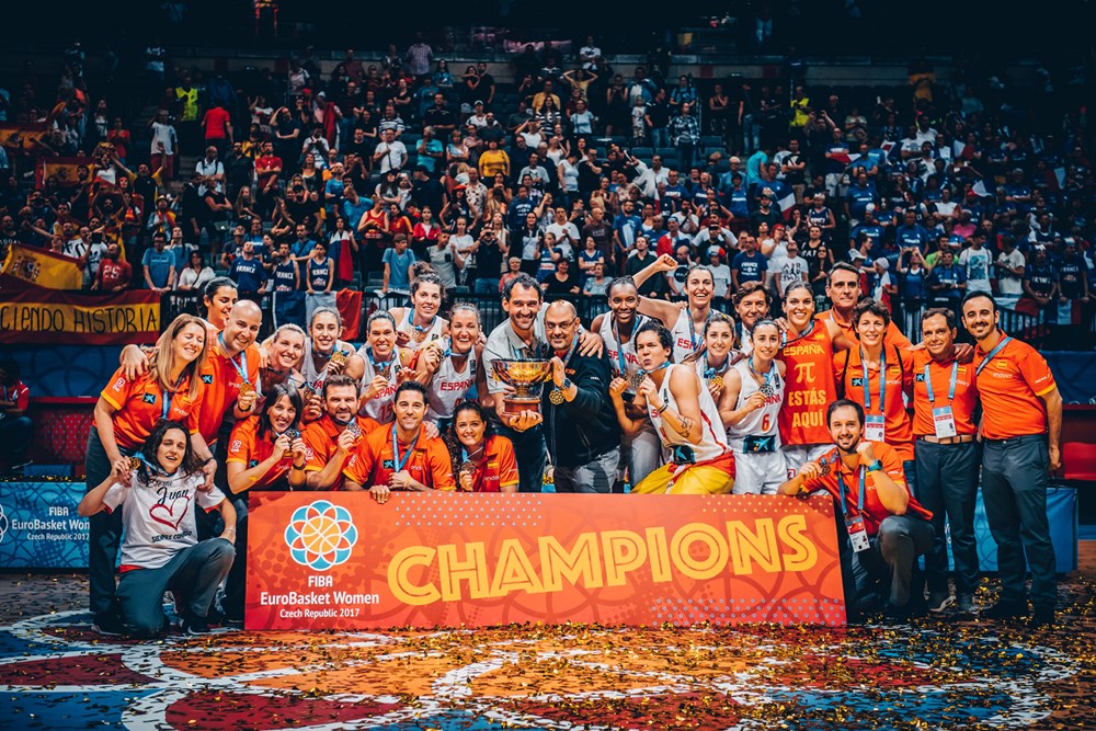 Où joue Valbuena 2021 ?