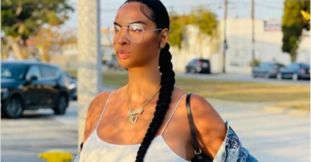 Qui est la petite amie de Neymar en 2021 ?