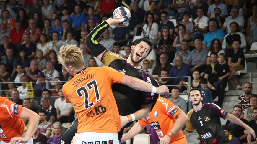 OĂą joue Iniesta aujourd’hui ?