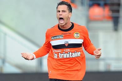 Pourquoi Benzema ne joue pas en Algerie ?