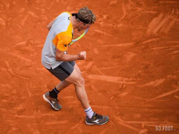 Pourquoi le foot féminin est moins populaire ?