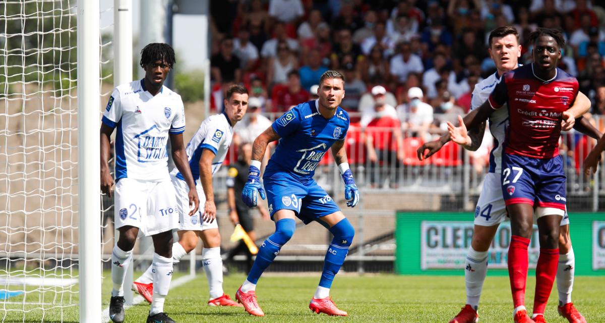 Troyes-Clermont : Compositions possibles et absents